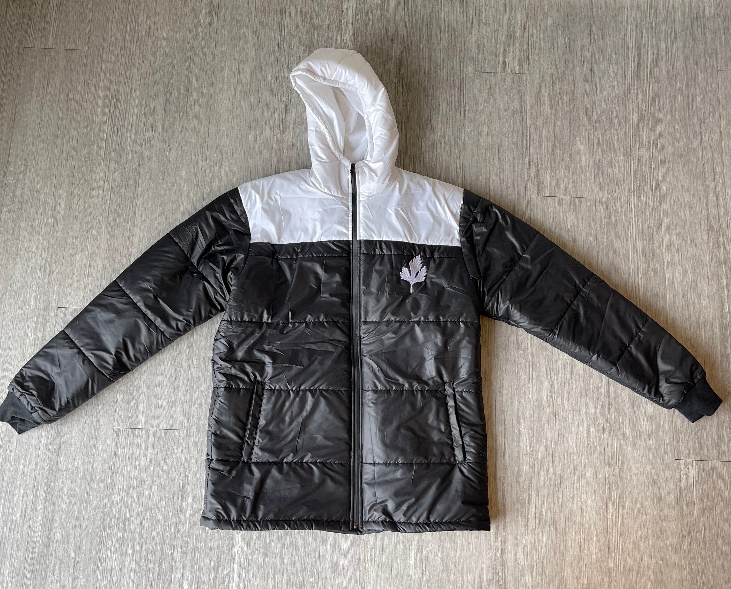 BLACK/WHITE BUBBLE COAT